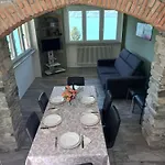 בית נופש Giardino Sul Lago, La Vigna *