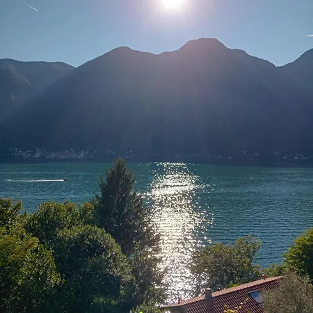 Giardino Sul Lago, La Vigna * Нессо